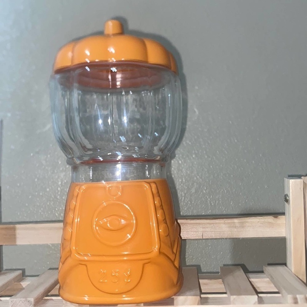 Targets‎ bullseye pumpkin gumball new